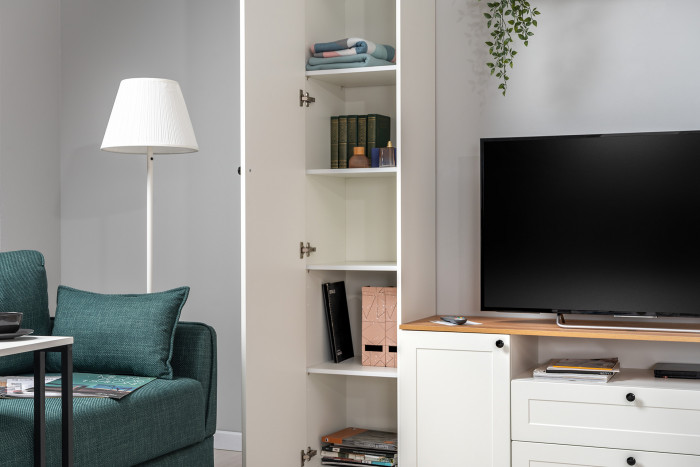 Остин 11.53 Кровать + ортопед + 13.227 Шкаф-пенал, белый шагрень/дуб крафт золотой