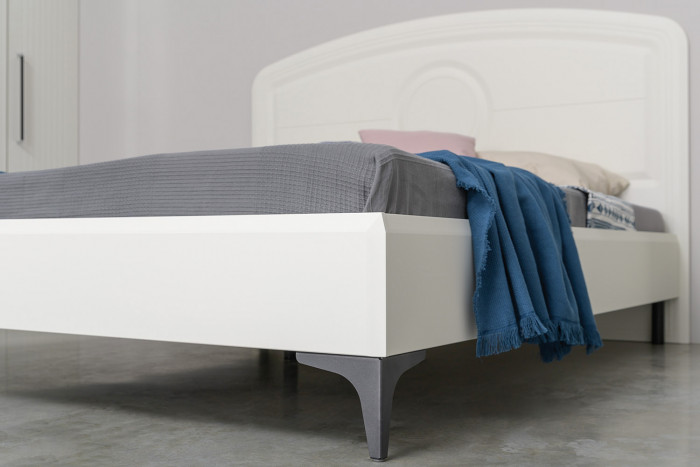 Валенсия Спальня № 25, цвет ЛДСП белый шагрень/чёрный/МДФ белый шагрень, ортопед есть, сп. м. 1600х2000 мм., б/м